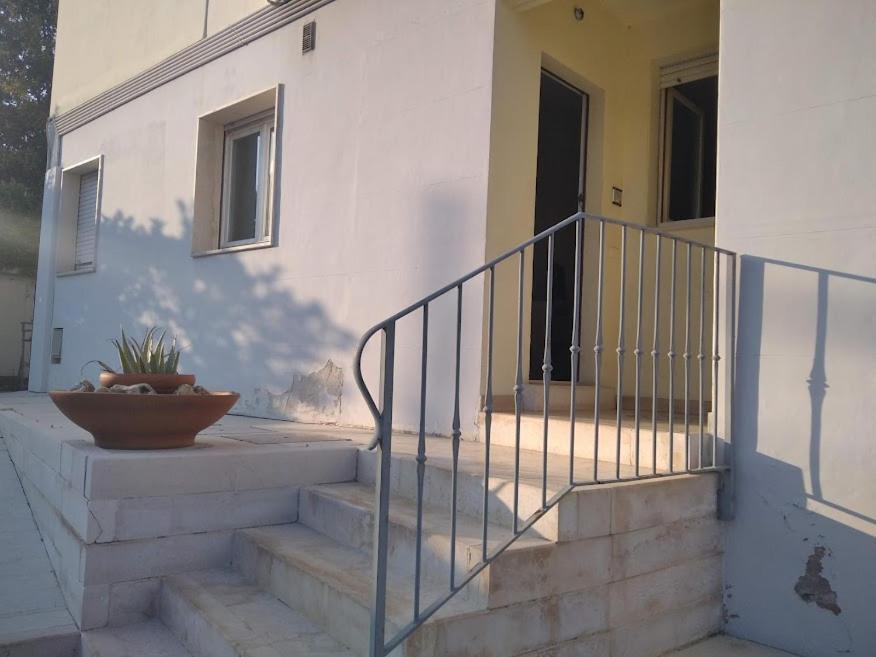 37 Nodi Apartment อังโกนา ภายนอก รูปภาพ