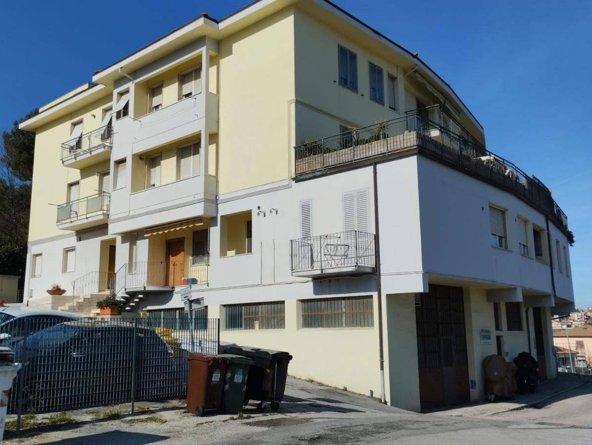 37 Nodi Apartment อังโกนา ภายนอก รูปภาพ