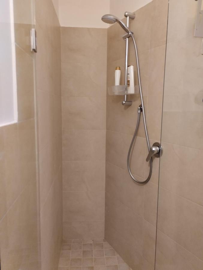 37 Nodi Apartment อังโกนา ภายนอก รูปภาพ